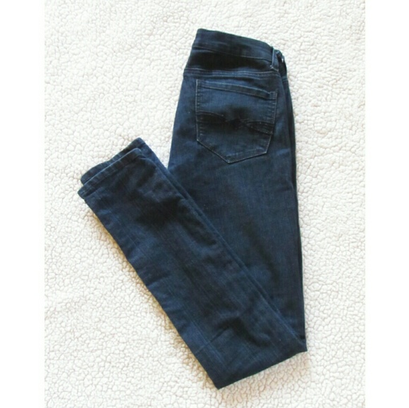 Mudd Denim - Mudd Junior's dark wash low-rise skinny jeans Sz 3